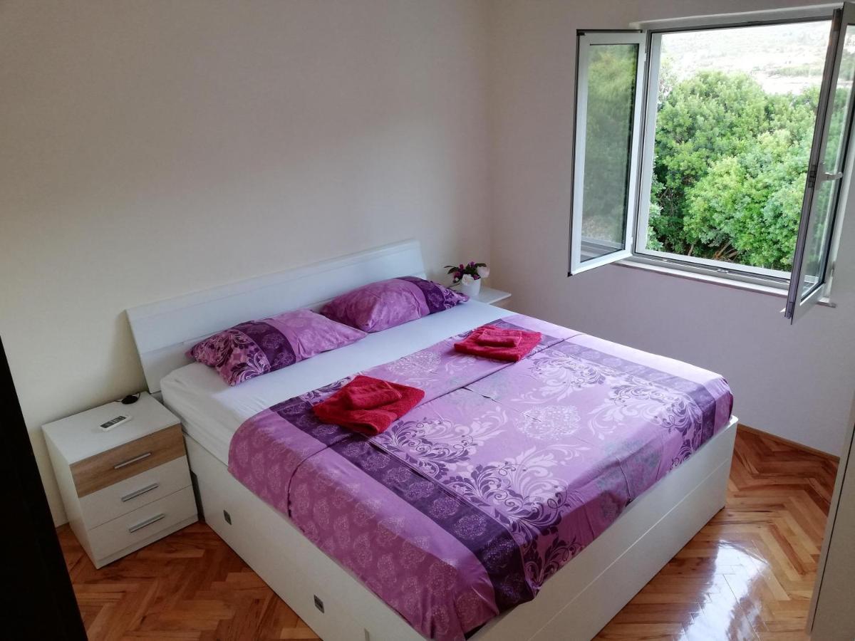 Fei Fei Apartments 2 Račišće Екстериор снимка